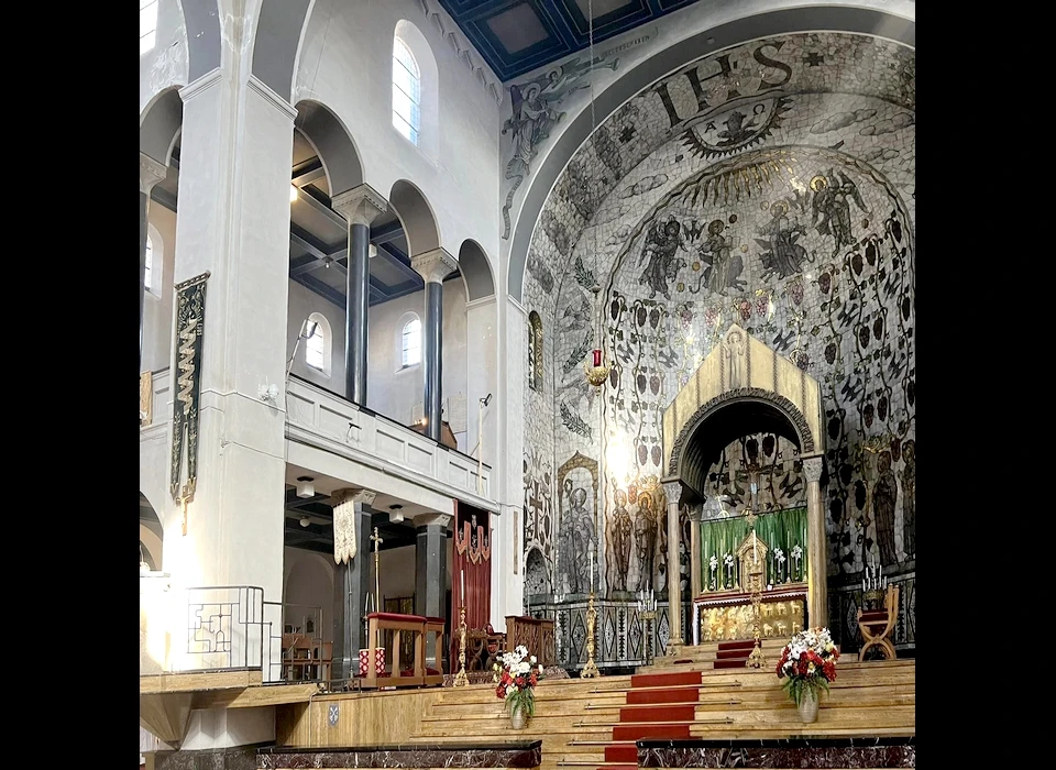 Amstelveenseweg 163 Sint Agneskerk altaar (2018)