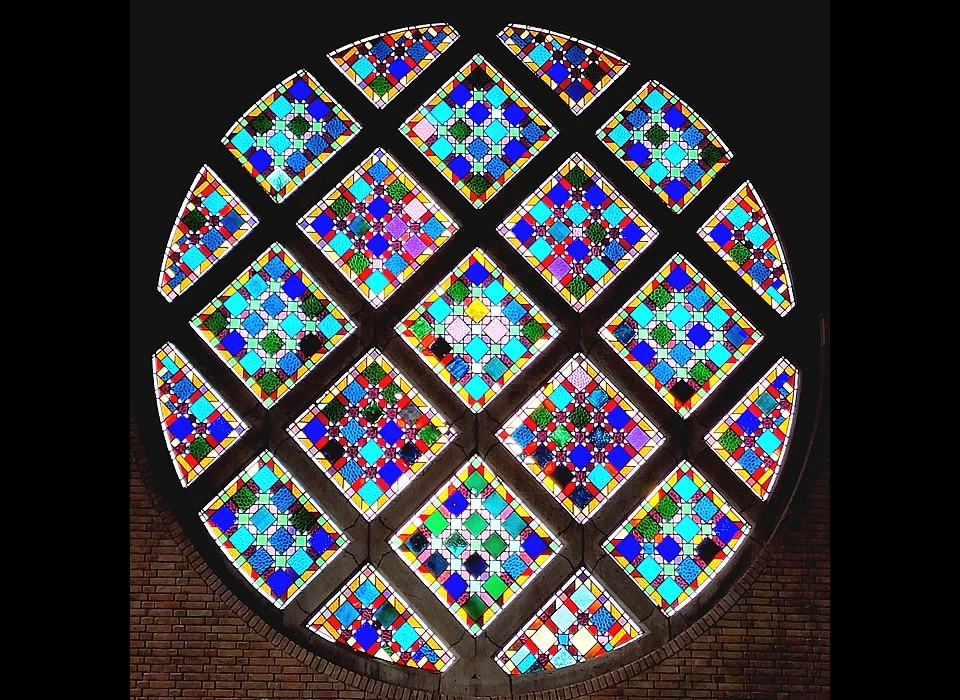 Amstelveenseweg 965 Augustinuskerk roosvenster (2025)