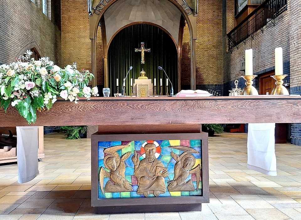 Amstelveenseweg 965 Augustinuskerk altaartafel (2025)