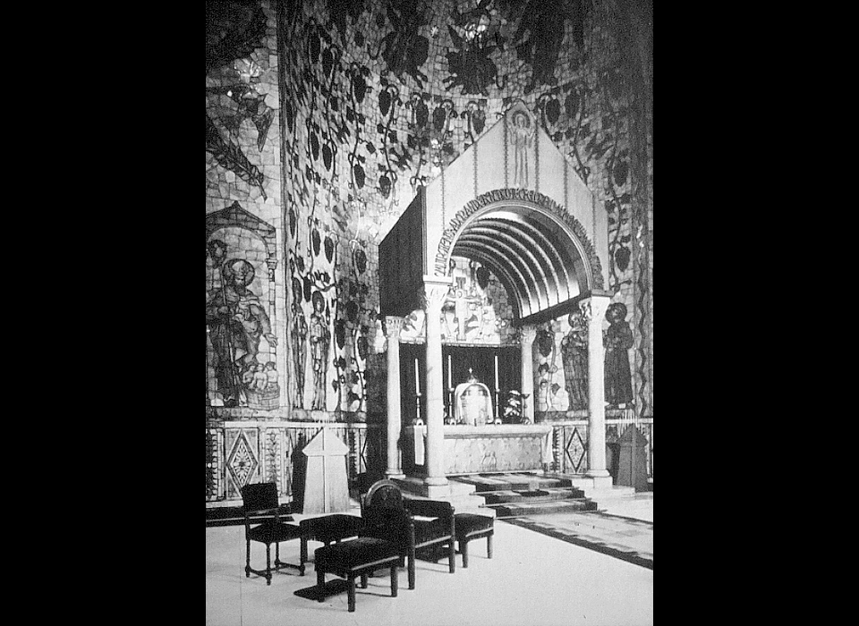 Amstelveenseweg 163 Sint Agneskerk altaar (1977)