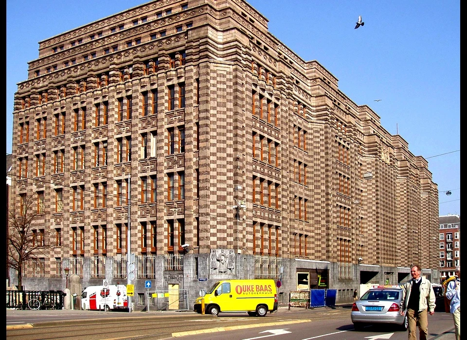 Vijzelstraat 30-34 gebouw De Bazel voorheen Nederlandsche Handelsmaatschappij Art Deco (2007)