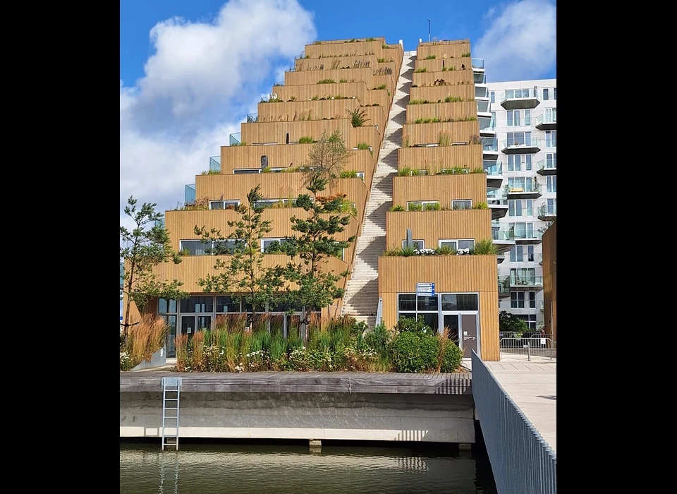 Haringbuisdijk 1-919 Sluishuis openbare trap naar dak (2024)