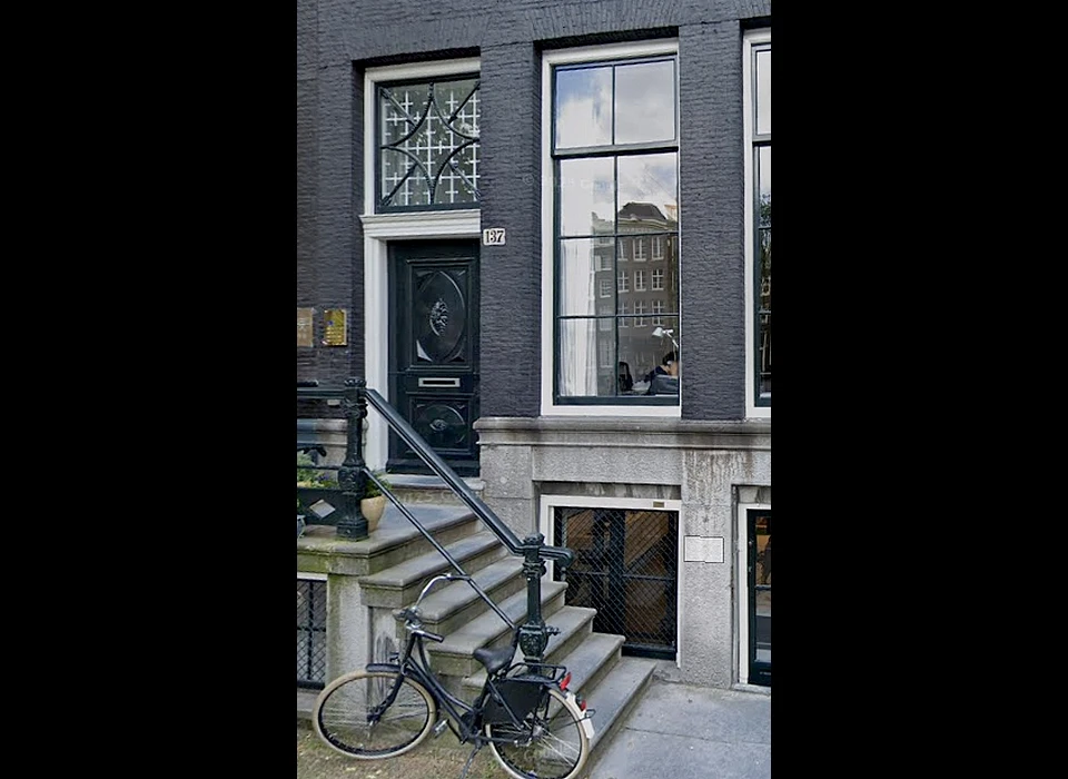Keizersgracht 137 toegang en snijraam