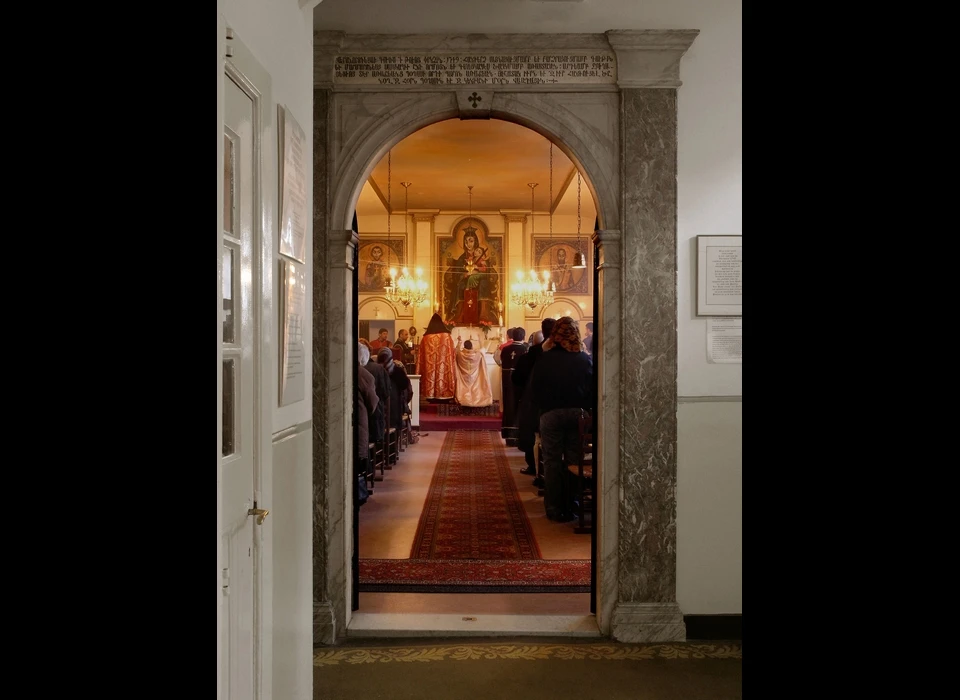 Krom Boomssloot 22 dienst Armeense kerk (2005)