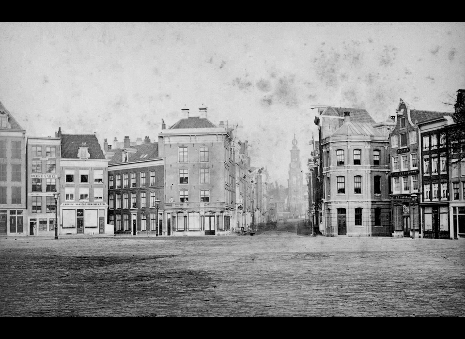 Rembrandtplein na afbraak van de Boterwaag naar Reguliersbreestraat (1874)