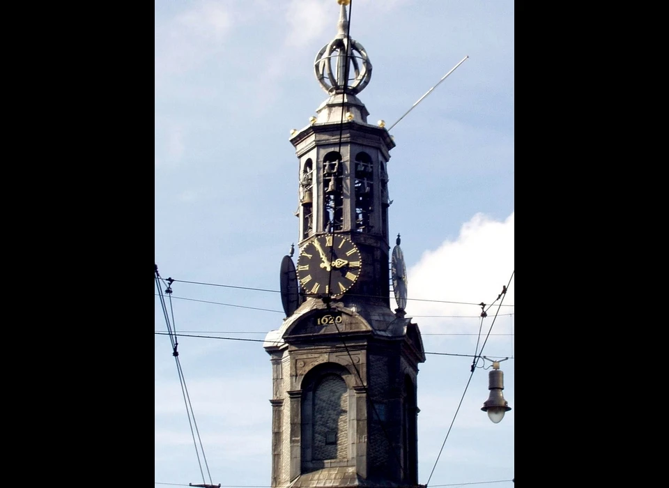 Muntplein 12 Regulierstoren (Munttoren) met deels Hemony-carillon (2004)