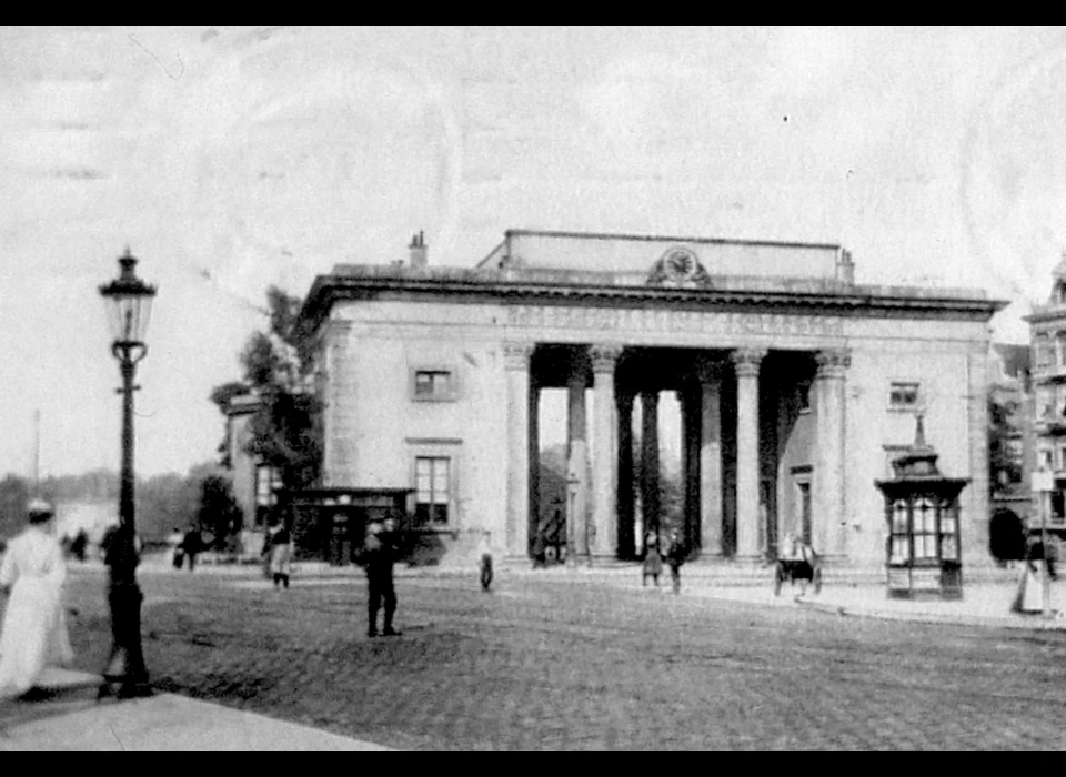 Haarlemmerplein 50 Willemspoort (1911)