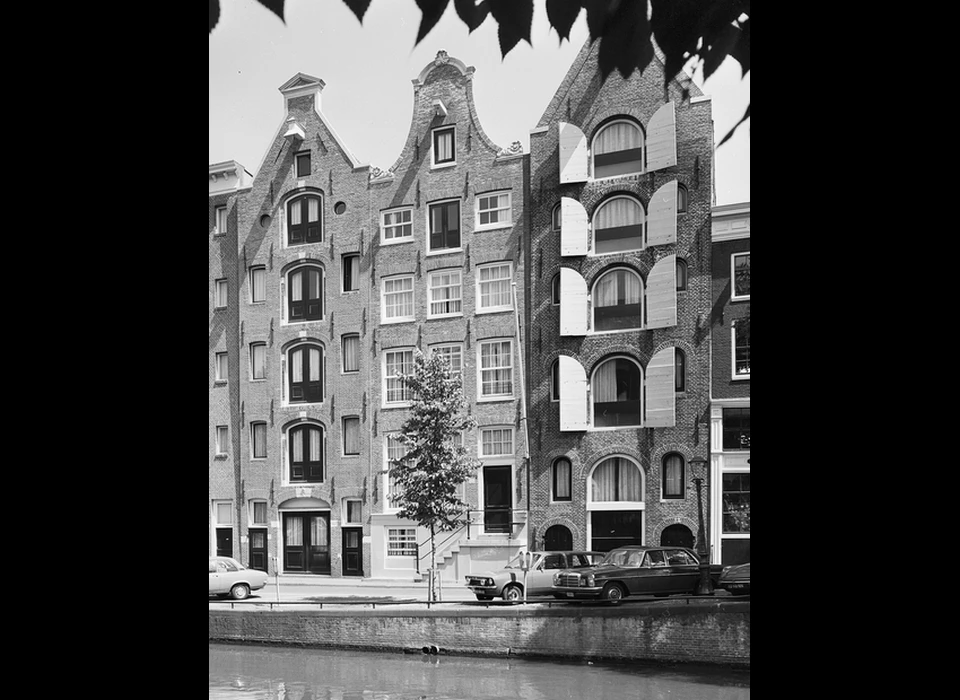 Prinsengracht 327-331 v.l.n.r. Pulitzer Hotel (1974)