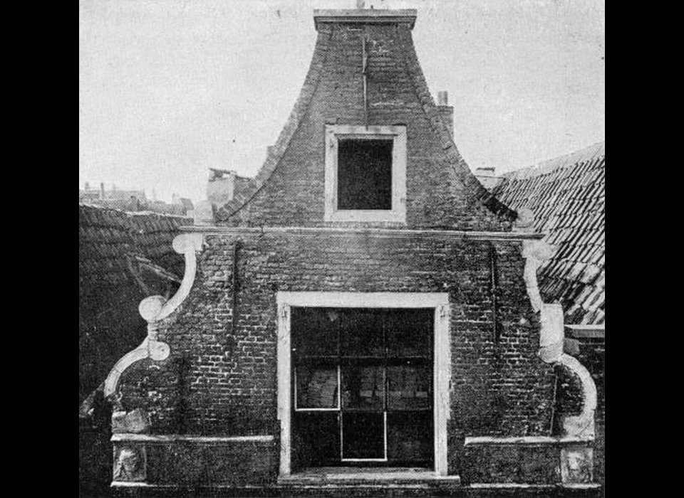 Sint Annenstraat 12 rolornamentengevel 1565 (1946)