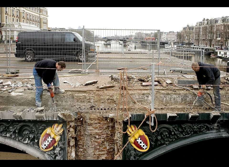 Reconstructie van de Hogesluis sloop van de oude brug (2010)