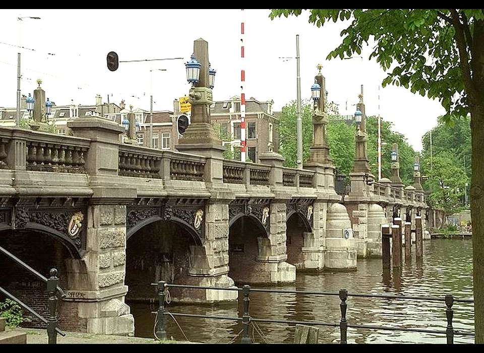 Hogesluis vanaf Sarphatikade (2004)