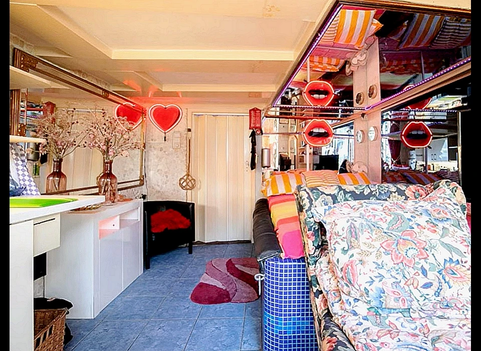 Singel 77A inrichting voorkelder als prostitutieruimte (2025)