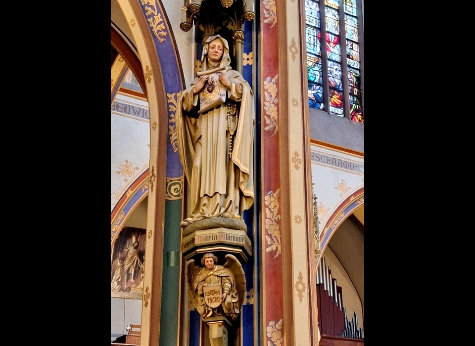 Singel 442-446 Beeld tegen zuil, atelier Mengelberg (2025)