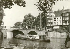 Torensluis vanaf het water