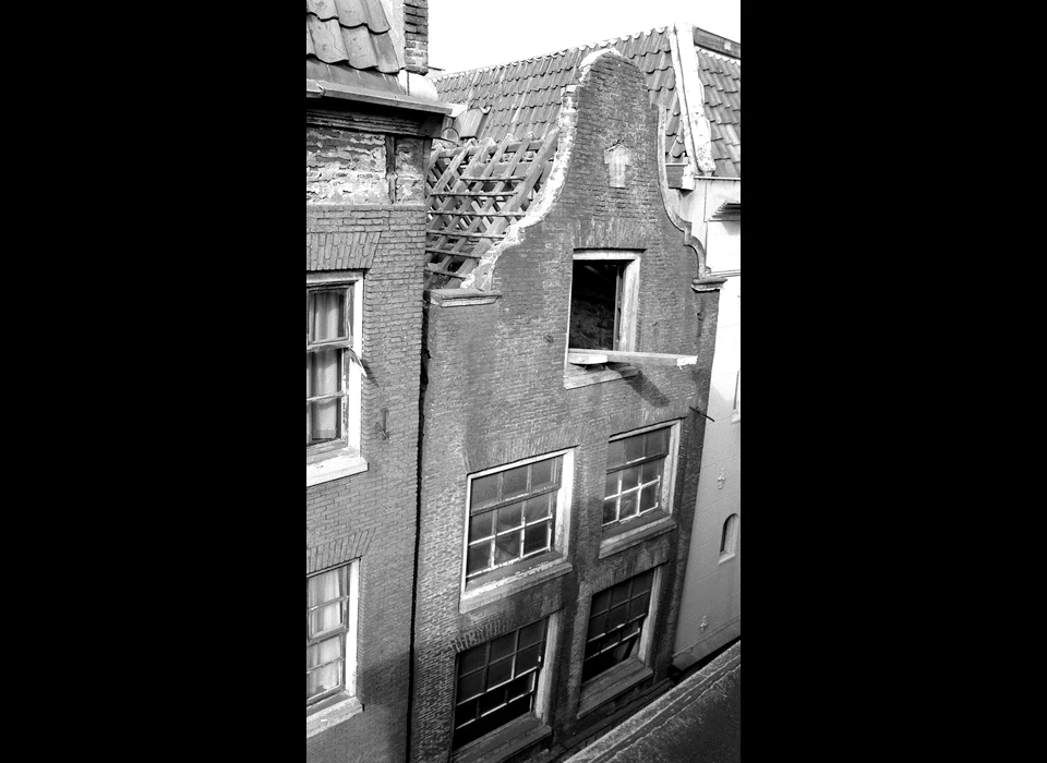 Sint Olofspoort 2 1962  klokgevel