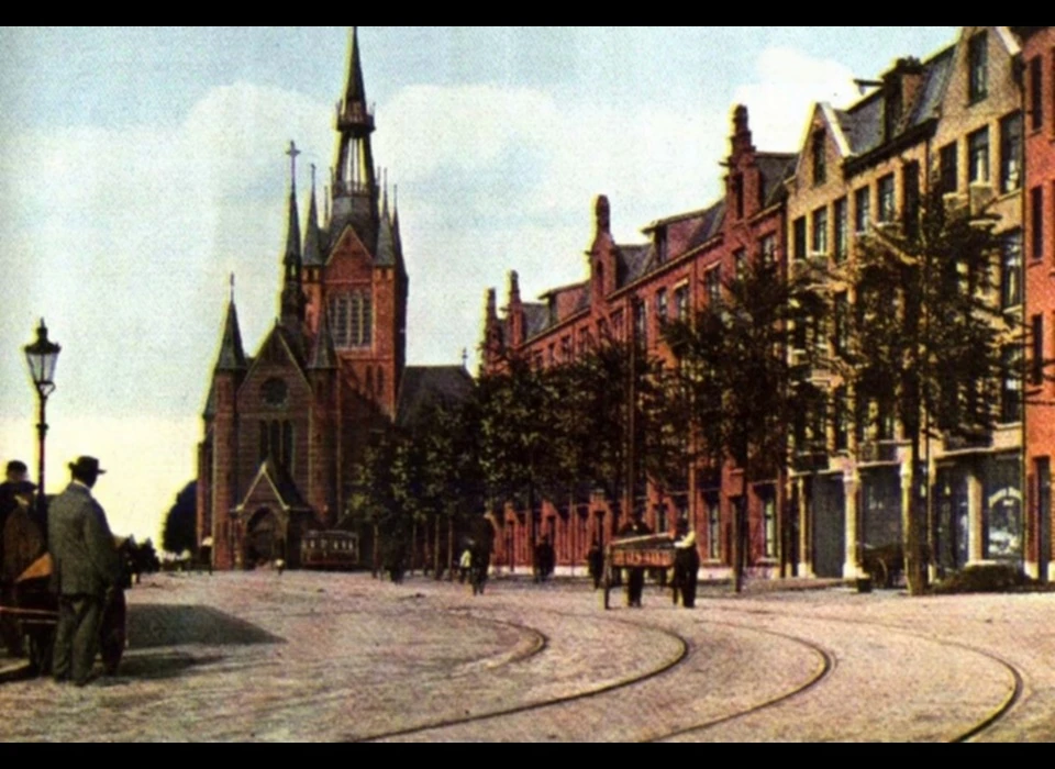 Maria Magdalenakerk vanaf Spaarndammerstraat (1908)