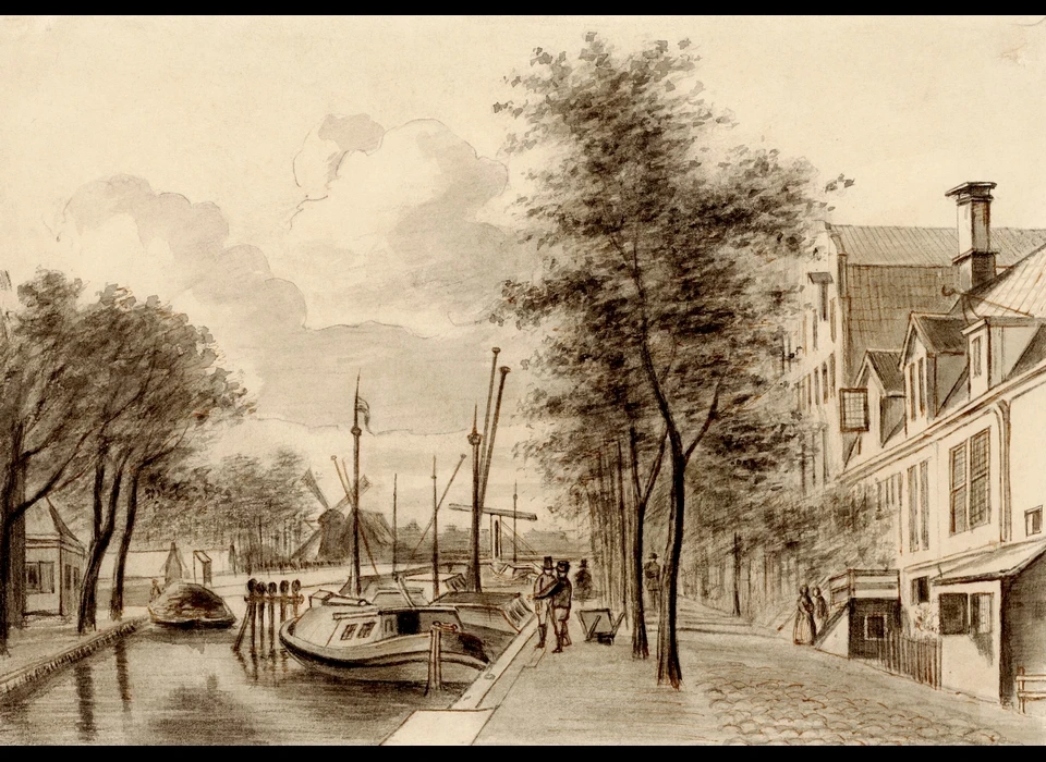 Achtergracht met het Utrechtse veer naar de brug bij de Utrechtsestraat, op de achtergrond molen De Hoop op het bolwerk Reguliers (1817)