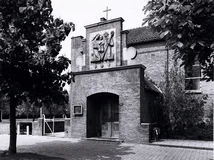 Zaaiersweg 182, R.K.kerk De Heilige Familie